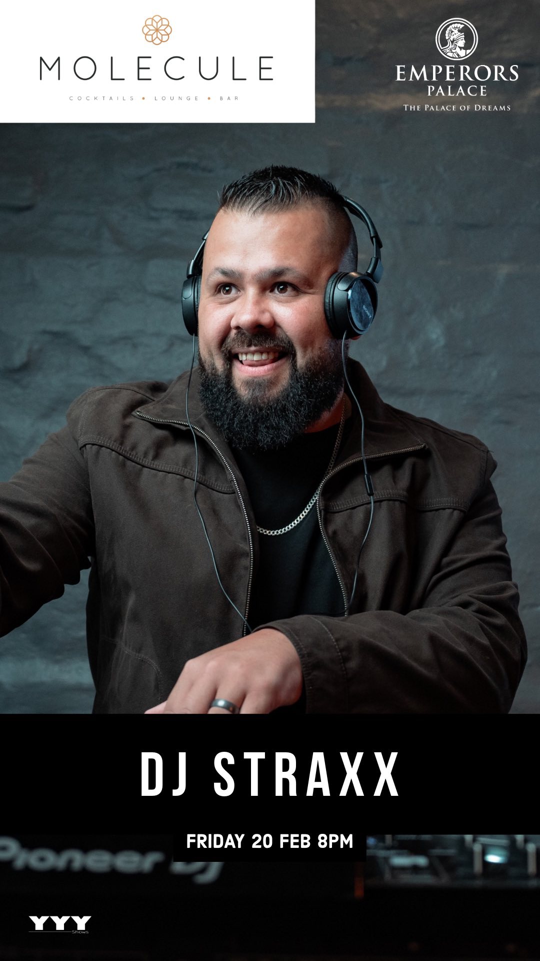 DJ Straxx @ Molecule 20 Feb - Image 1